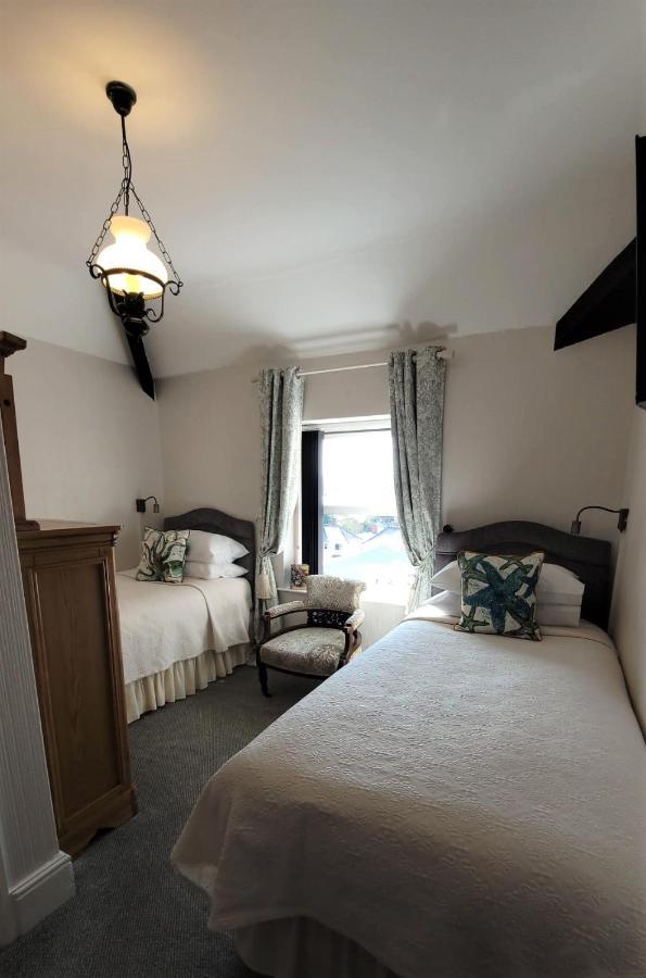 Greylands Guest House Лландриндод-Уэлс Экстерьер фото