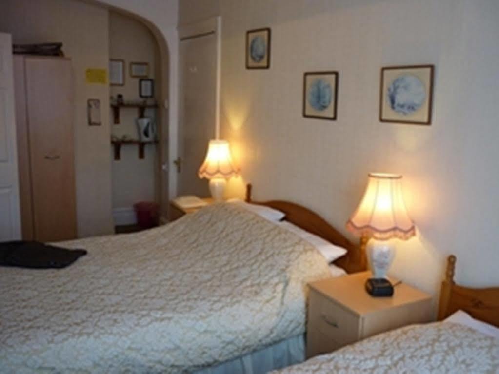 Greylands Guest House Лландриндод-Уэлс Экстерьер фото